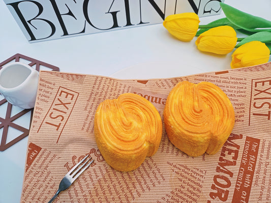 Hand-Pulled Croissant Squishy🍞